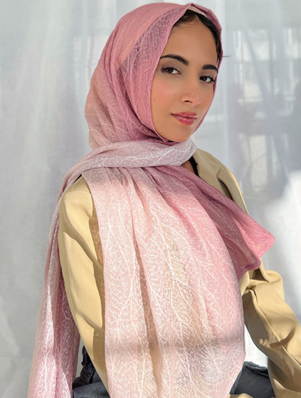 Hijab Dua Warna dengan Efek Ombre
